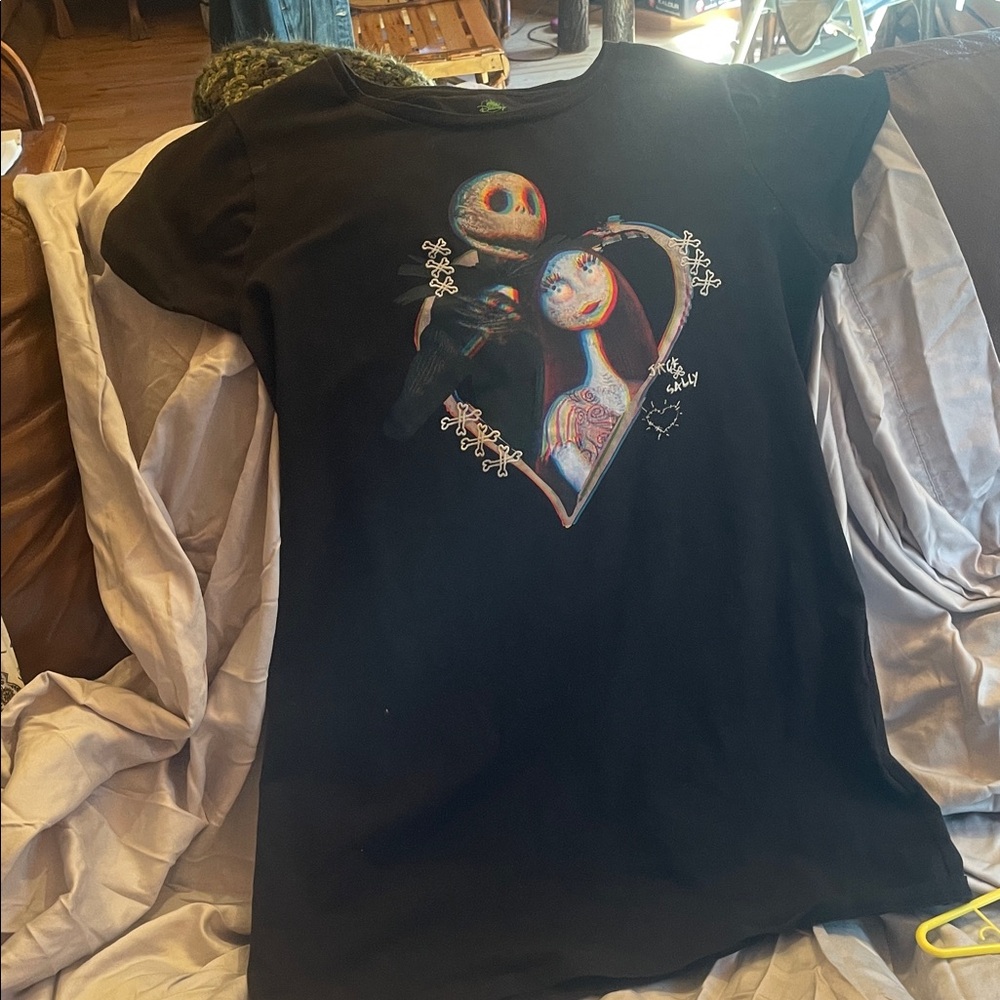 Disney Nightmare Before Christmas Jack and Sally T-Shirt XL